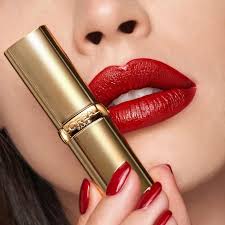 L'Oreal Paris Colour Riche Satin Lipstick — Blushing Berry | Argan Oil & Vitamin E | Creamy Hydrating Formula